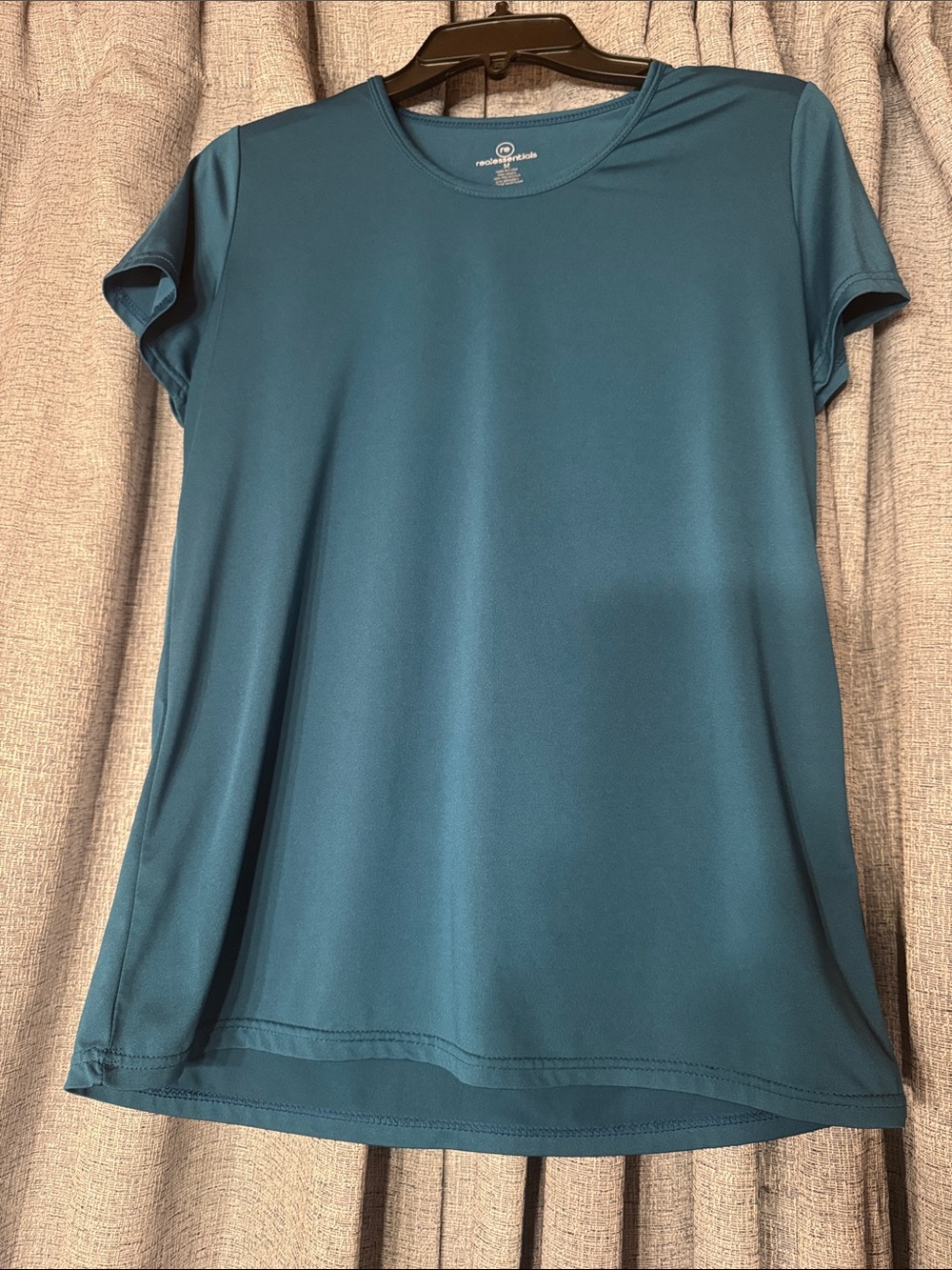 3/$15! 🎈Real Essentials Women’s Teal Active Tee - Picture 1 of 3